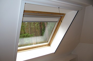Galeriebild Insektenschutz Rollo Typ Dachfenster 3